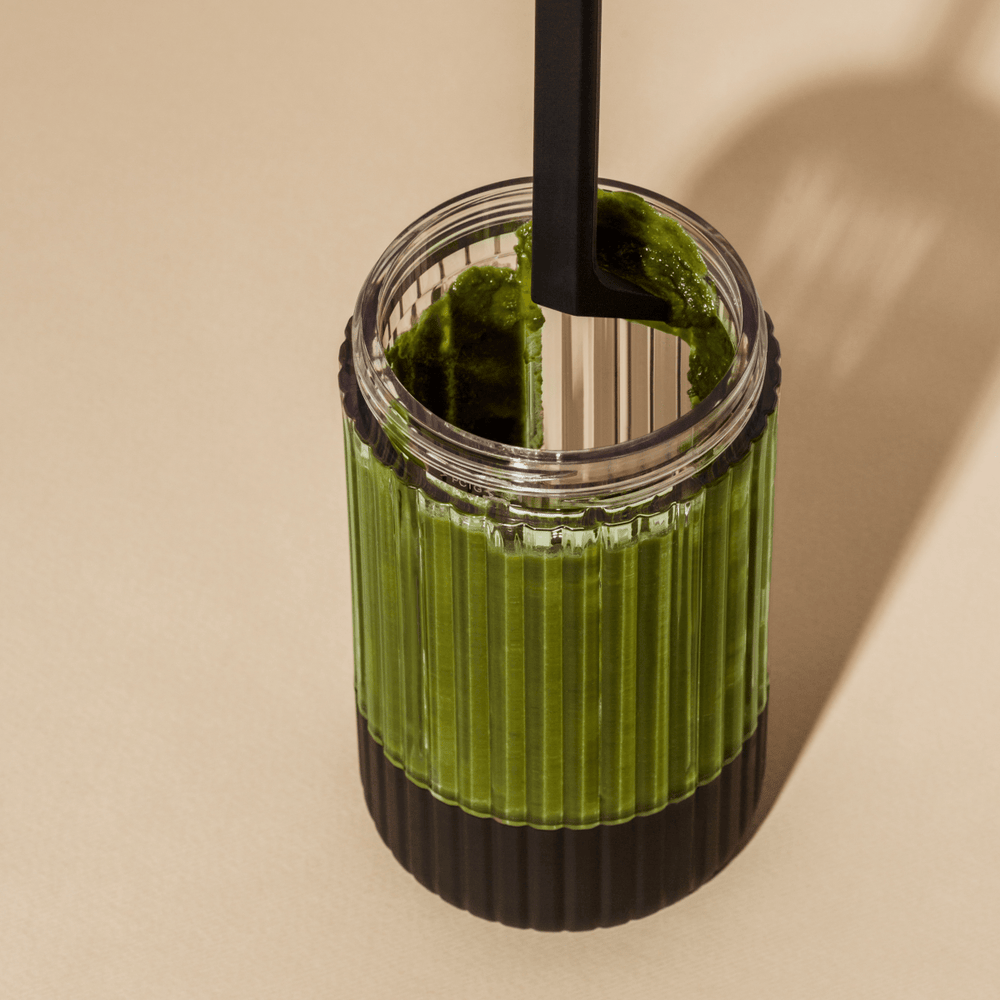 Spatule pour récipient de mixage
